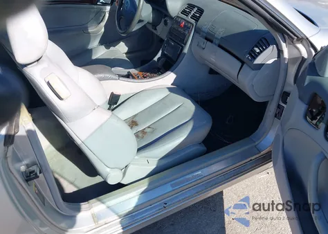 2003 Mercedes-Benz Clk 320 z USA, uszkodzony, nr VIN WDBLK65G63T130012